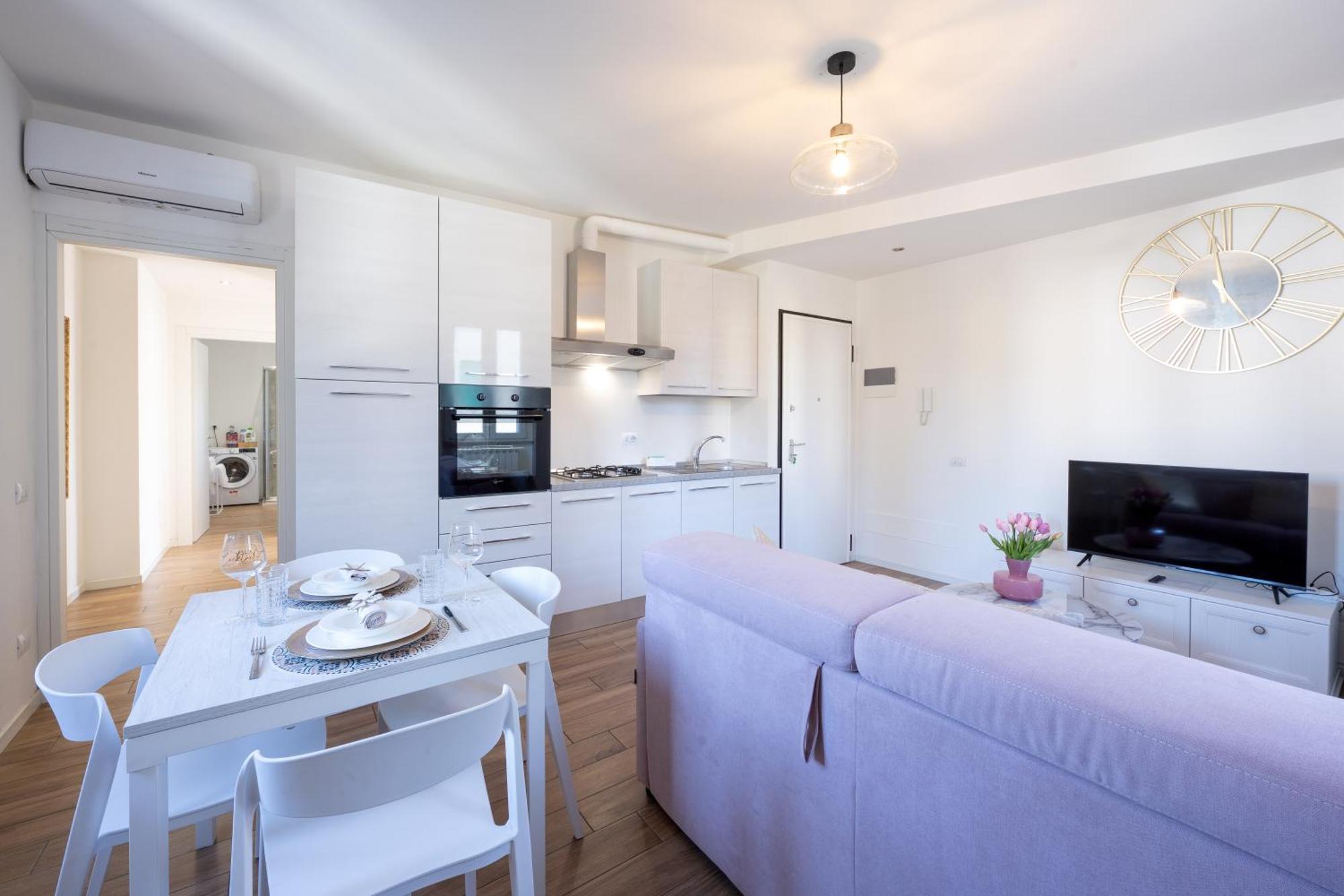 Lora Diamond Suite ,Free Parking, Self Check In,3 科莫 外观 照片
